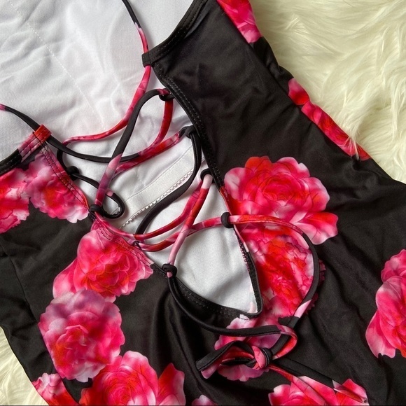 Zaful Black Pink Floral lace up Swimsuit M… - Picture 5 of 8